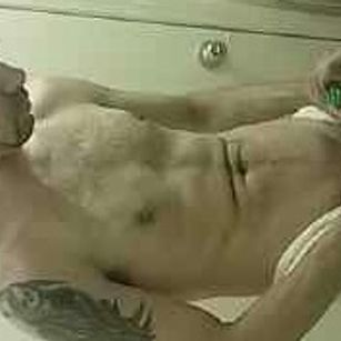 Model - SirDirty187 latino