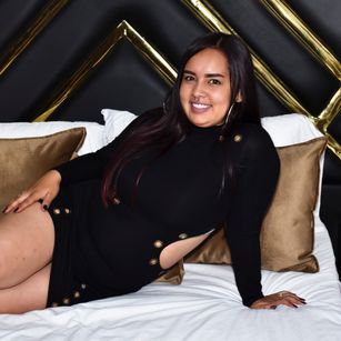 Model - Amara Diaz ass