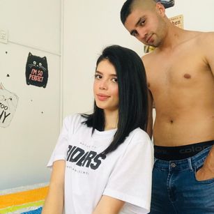 Model - Madeleine and Antonie sexy