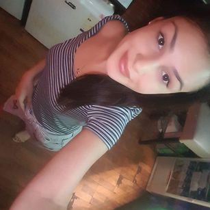 Model - AmyShyne play