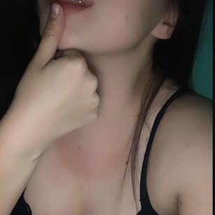 Model - Devilled shy