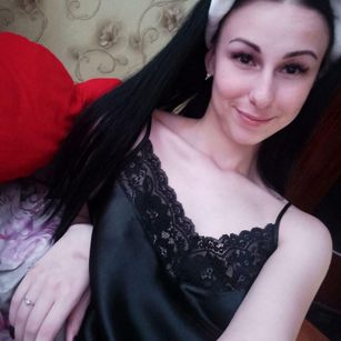 Model - Bunny striptease