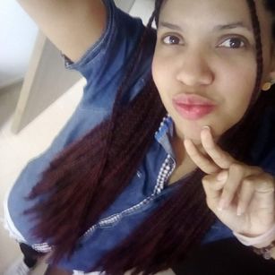 Model - Niky Gold afro