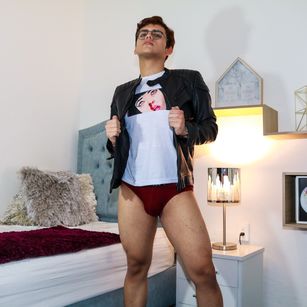 Model - Sweet N Bad Guy colombia