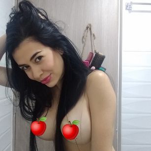 Model - Karol Meyer girlfriend