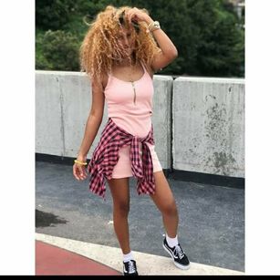 Model - Exoticbbg4U feet