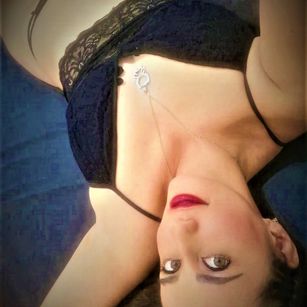 Model - Kitty_Sexyhot mature