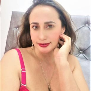 Model - Kitty_Sexyhot milf