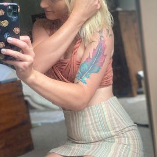 Model - Priscilla Blonde