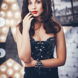 Model - Alice Sweet 1