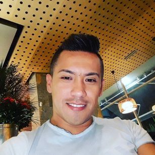 Model - Leo Cruz gay