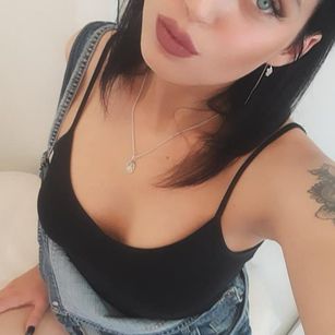 Model - Anastacia boobs