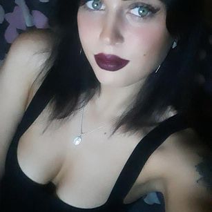 Model - Anastacia feet