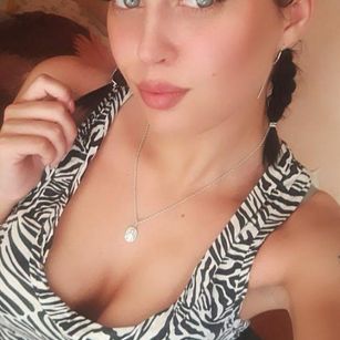 Model - Anastacia sweety