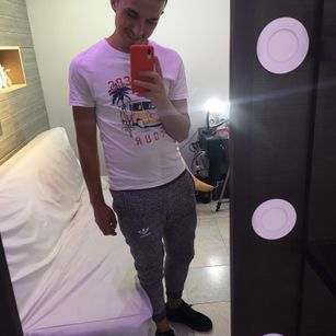 Model - XDRESANX cumshow