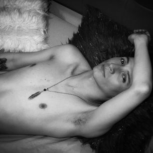 Model - andrew_rozzi anal