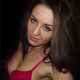 Model - elitecouple 3