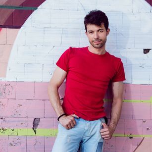 Model - PeterArkin feet