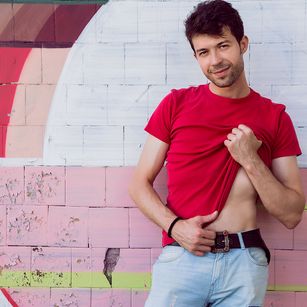 Model - PeterArkin natural