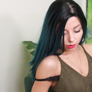 Model - EvilinTwin dildo