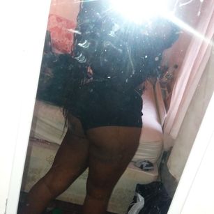 Model - Estrellita811 unique