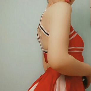 Model - Anna Cherry ass