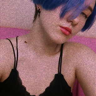 Model - Anna Cherry boobs