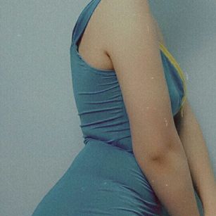 Model - Anna Cherry horny