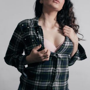 Model - Kailin curvy