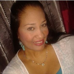 Model - Deboramor atrevida