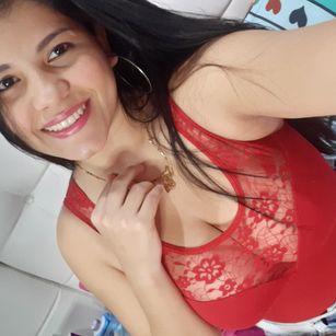 Model - Katalina Quevedo dildo