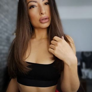 Model - Rogue Rose roleplay