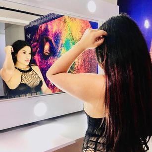 Model - bella squirt