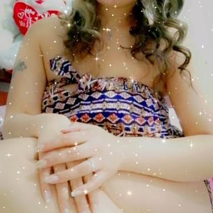 Model - Delicioushot squirt