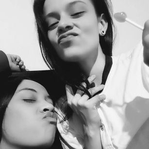 Model - GIRLS_KINKY suck