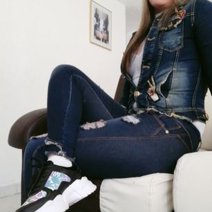 Model - Delicioushot fistpussy