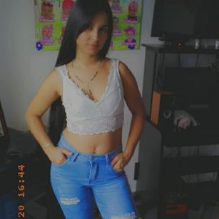 Model - Maylin_Smit latina