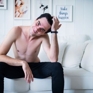 Model - Georgyking masturbation