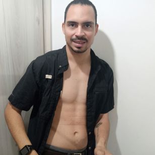 Model - Lucho Ochoa sexy