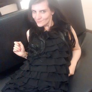 Model - Valeria speakenglish