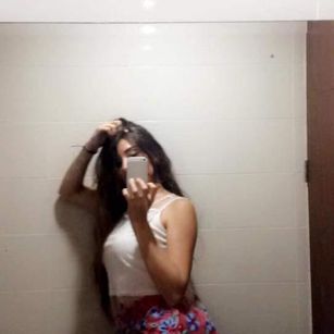 Model - sara_blonde bigass