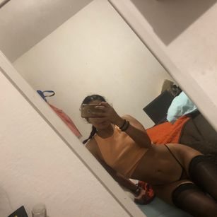 Model - genova asxa young