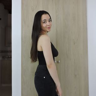 Model - zoe lovely dominant