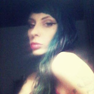 Model - gigi blackhornze 10