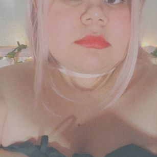 Model - Luna Thunders submission