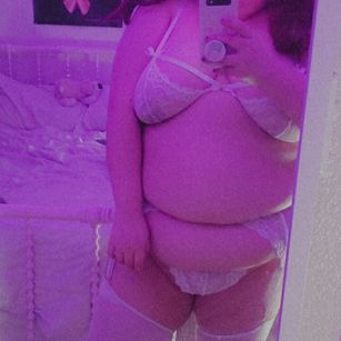 Model - Luna Thunders SSBBW