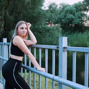 Model - LiliKitty sweet