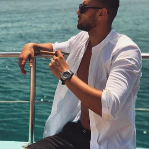 Model - Damon Love joi