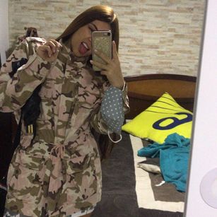 Model - Mileytabs young