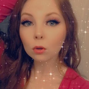 Model - Marlie Jane heels